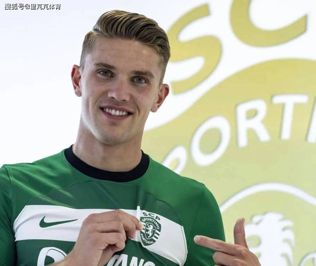 心向昔日恩师：27岁瑞典射手示好曼联，他会是阿莫林解题的答案么