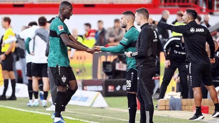 吉拉西伤缺，凯恩有望逆袭德甲射手榜！